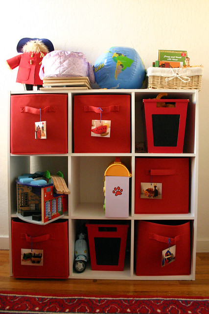 Organizing-Toys-on-a-Budget